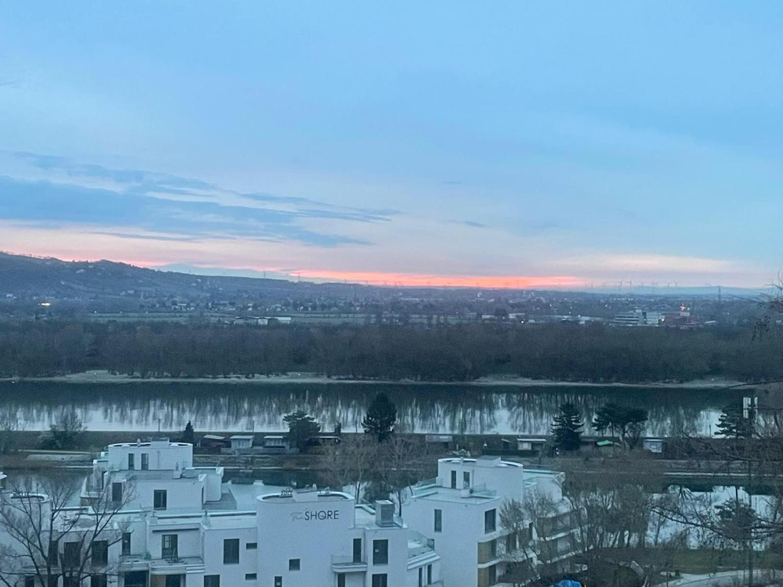Apartment Flying